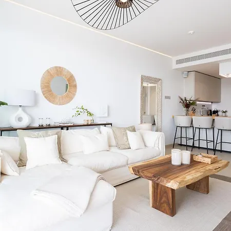Higueron Med Sunrise شقة *